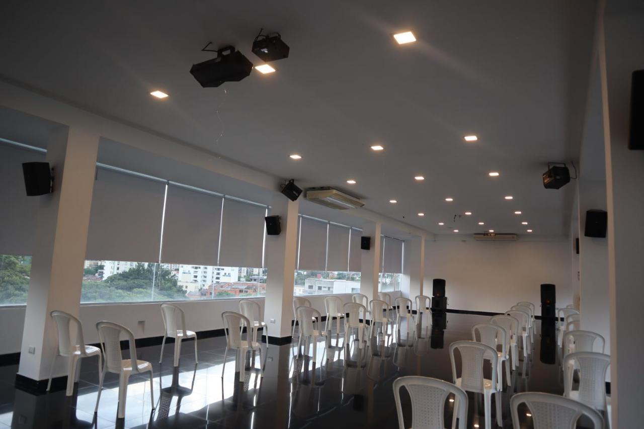 Hotel Blue 66 كالي المظهر الخارجي الصورة