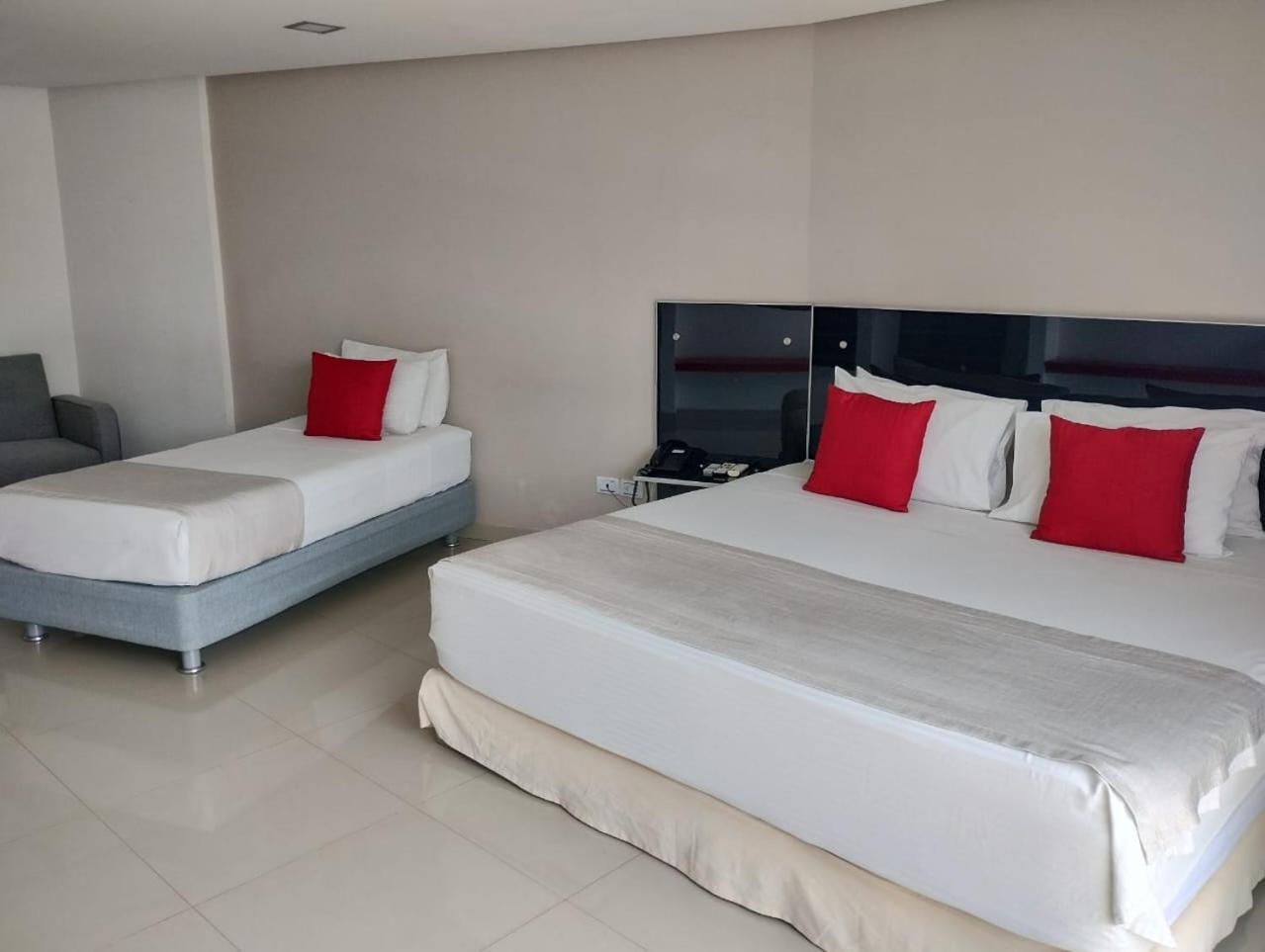 Hotel Blue 66 كالي المظهر الخارجي الصورة