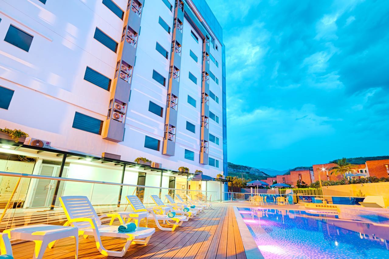 Hotel Blue 66 كالي المظهر الخارجي الصورة